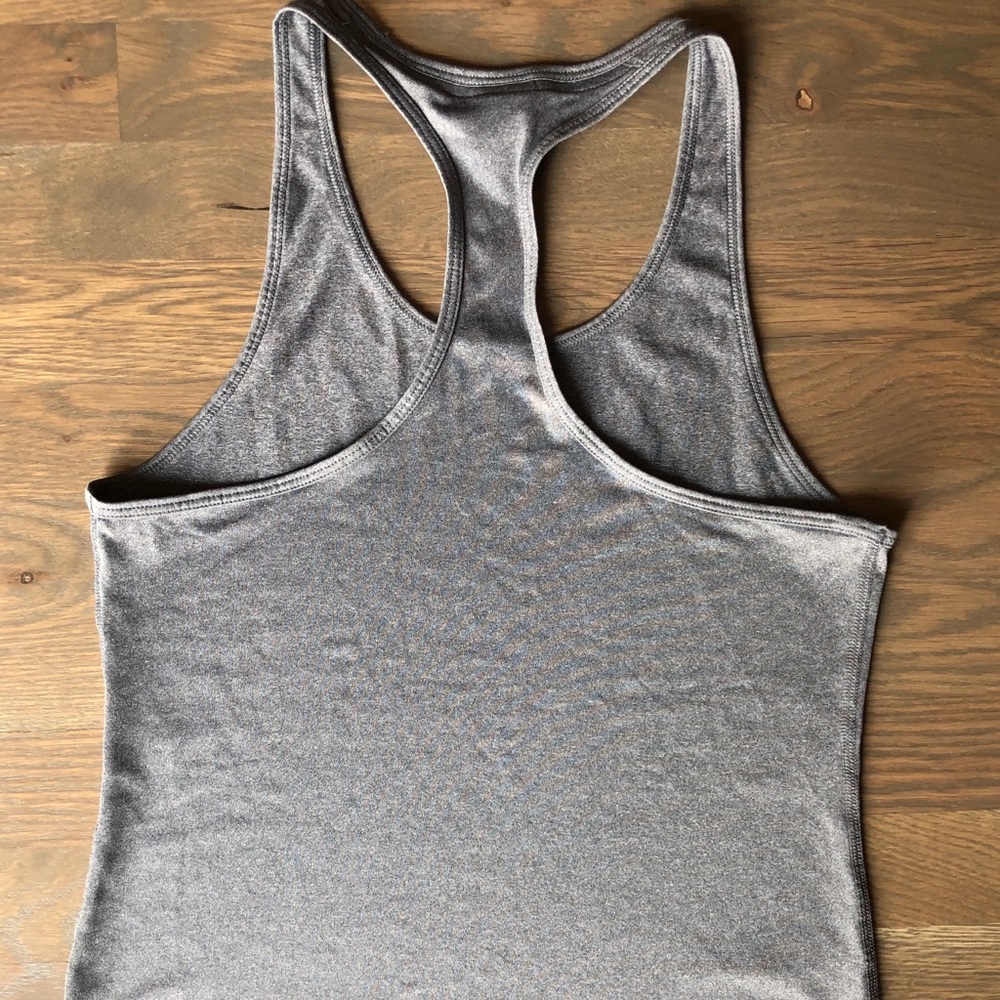 PINK Victoria’s Secret Razorback Workout Tank - Picture 2 of 10